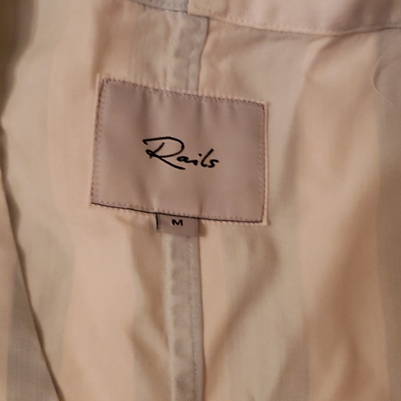 Rails tie front blouse - Picture 4 of 4